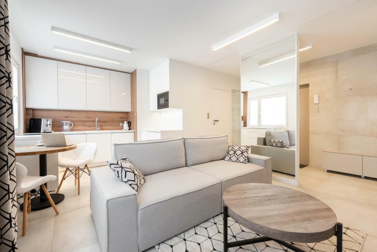 Apartament Silesian Vip Гливице Екстериор снимка