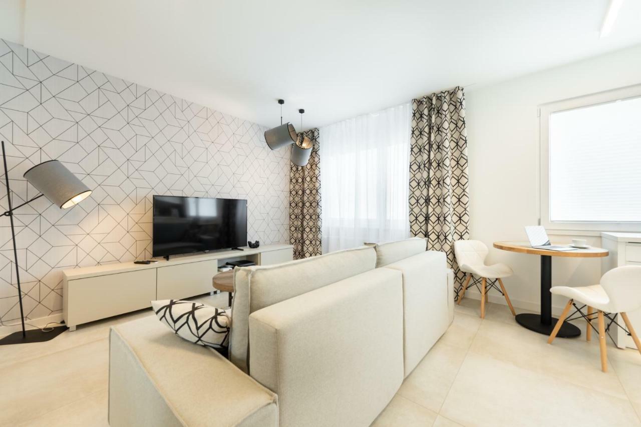 Apartament Silesian Vip Гливице Екстериор снимка